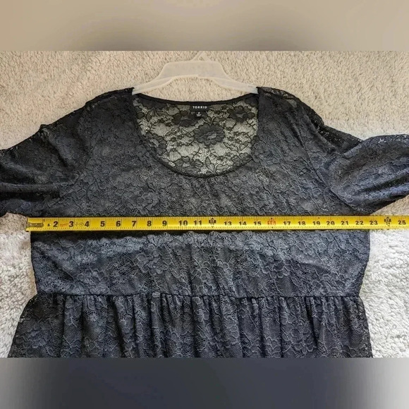TORRID Black women top Transparent size 2 in GREAT used condition! - Picture 12 of 13